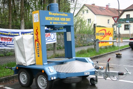 fahrbare Staplerpressejpg